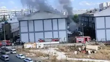 Başakşehir Sanayi Sitesi'nde Büyük Yangın: Yangının Sebebi Nedir?