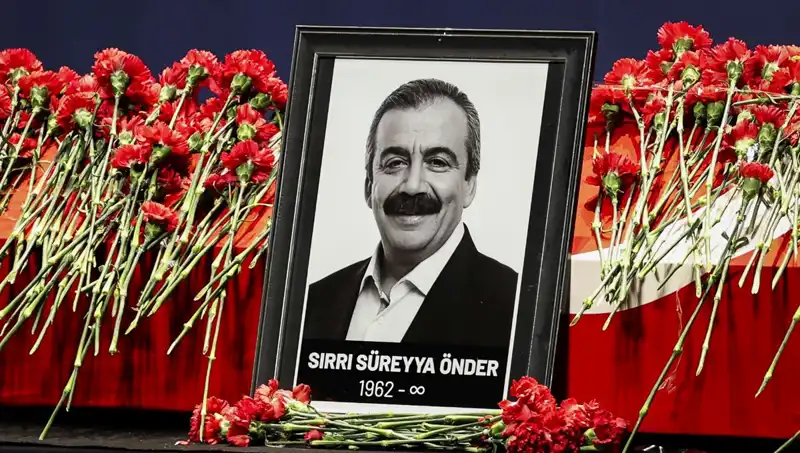 Meclis'te Sırrı Süreyya Önder Anması: Politika ve Barışın Temsilcisi