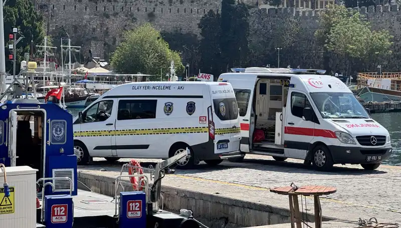 Antalya'da Denizde Bulunan Erkek Cesedi, Şehirde Şok Etkisi Yarattı