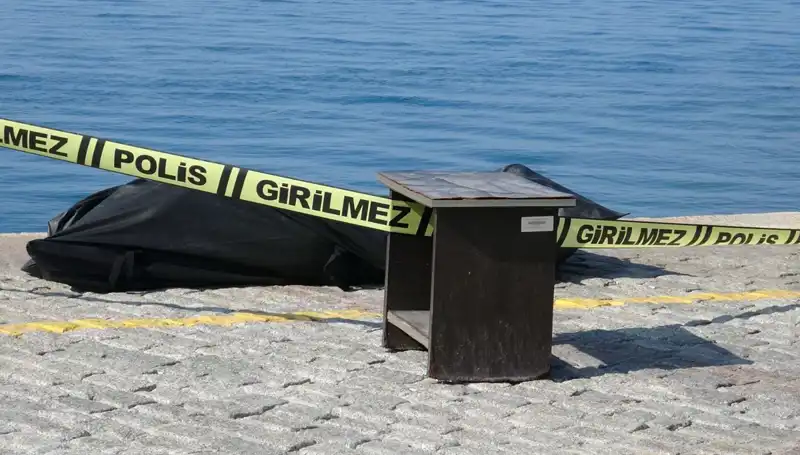Falezlerin Gizemli Sırları: Deniz Kenarında Bulunan Erkek Cesedi