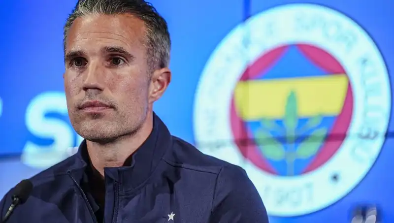 Robin van Persie, Fenerbahçe’ye Dönüşle İlgili Şansını Yüzde Verdi!