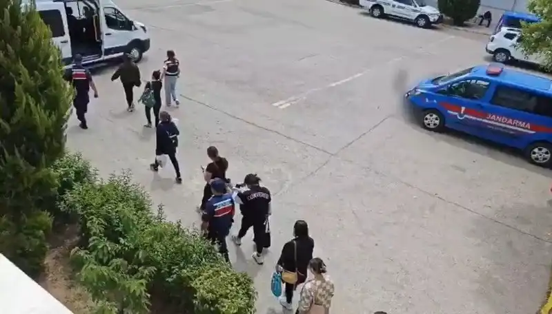 Taylandlı Kadınlara Fuhuş İçin Çalışma İzni Vaadi