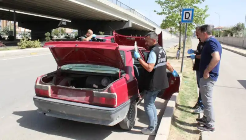 Çaldığı Araçla Yolda Kalınca Yeni Hırsızlık Yapmak Zorunda Kaldı