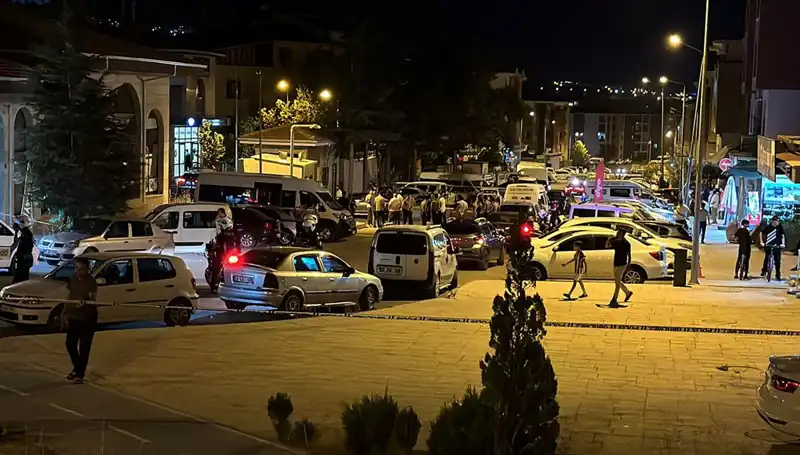 İki Aile Arasındaki Kavga: 1 Ağır 3 Yaralı