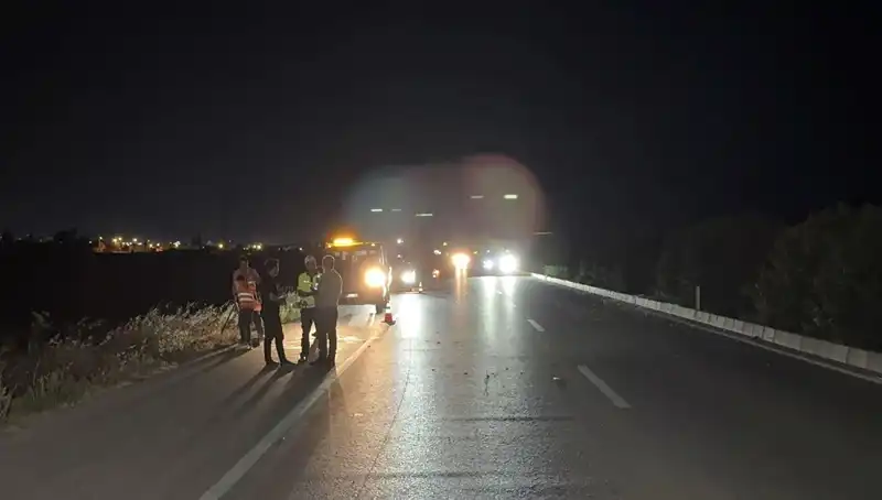Adana'da Üç Araçlı Zincirleme Trafik Kazası: Yaralılar ve Detaylar