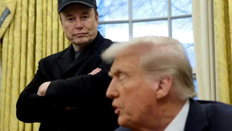 Elon Musk, Trump Kabinesinden Ayrıldı: Yeni Dönem Başlıyor mu?