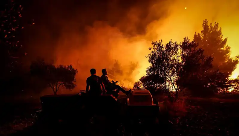 Çanakkale Orman Yangını: Acil Durum 785 Kişiyi Tahliye Etti
