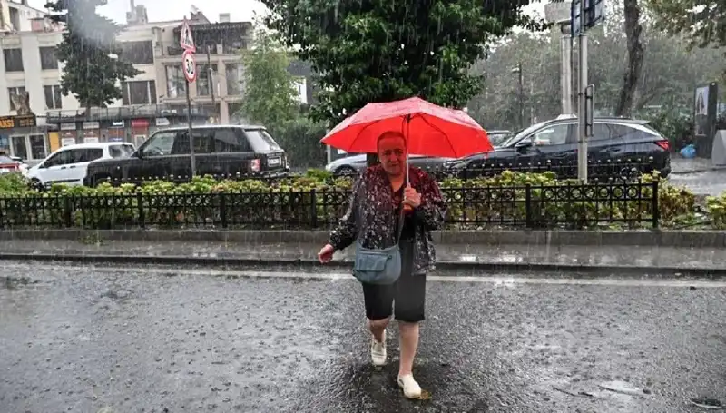 Türkiye’nin Çeşitli Bölgeleri İçin Sarı Kodlu Yağış Uyarısı!