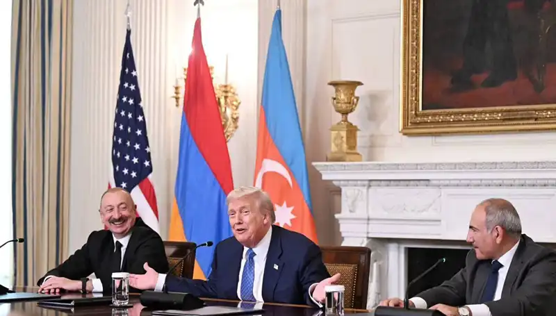Aliyev'den Ermenistan'a Önemli Anayasa Çağrısı: Zaman Kaybetmeden Adımlar Atılmalı