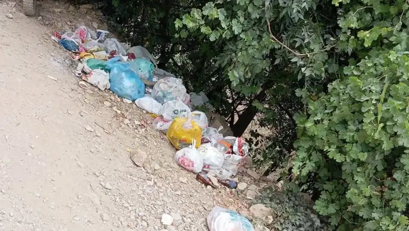 Kato Dağı'ndaki Kaval Şelalesi'nde Çöp Dolu Manzara Tepkileri Büyütüyor