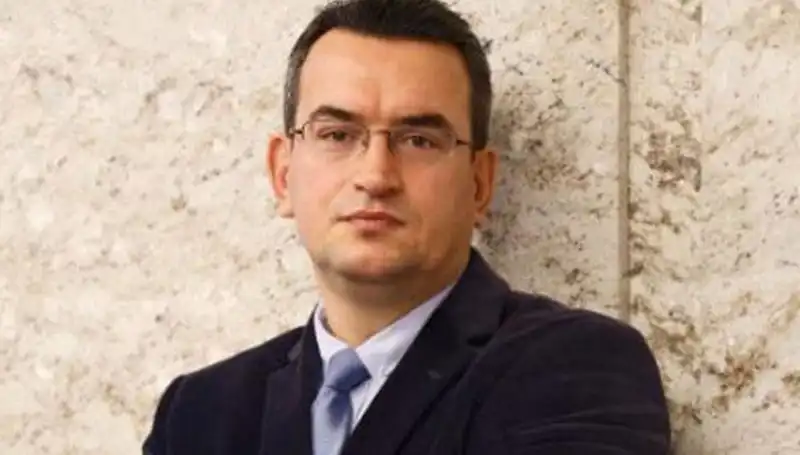 DEVA Partisi'nin Kurucu Üyesi Metin Gürcan: Hayatı ve Siyasi Kariyeri