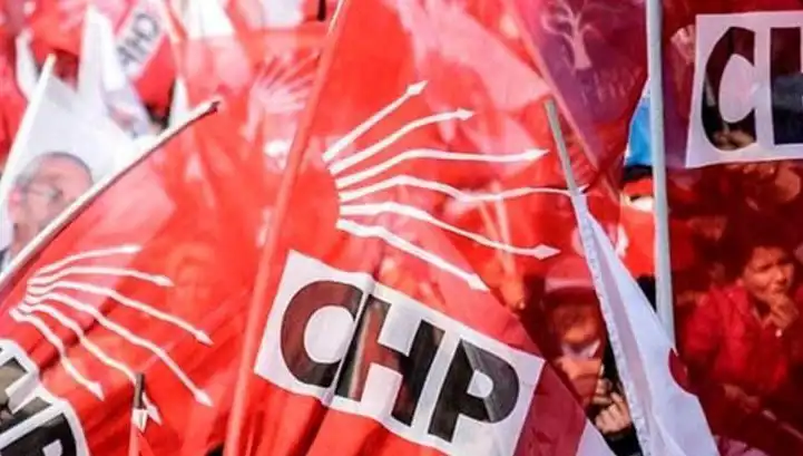 CHP'de Şok: Ataşehir, Esenyurt ve Sarıyer İlçe Kongreleri İptal Edildi